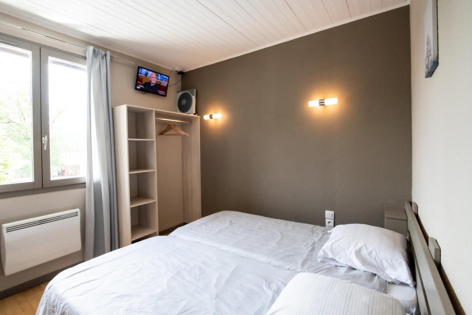 Chez Jostel - Chambre 6 Genay  ภายนอก รูปภาพ